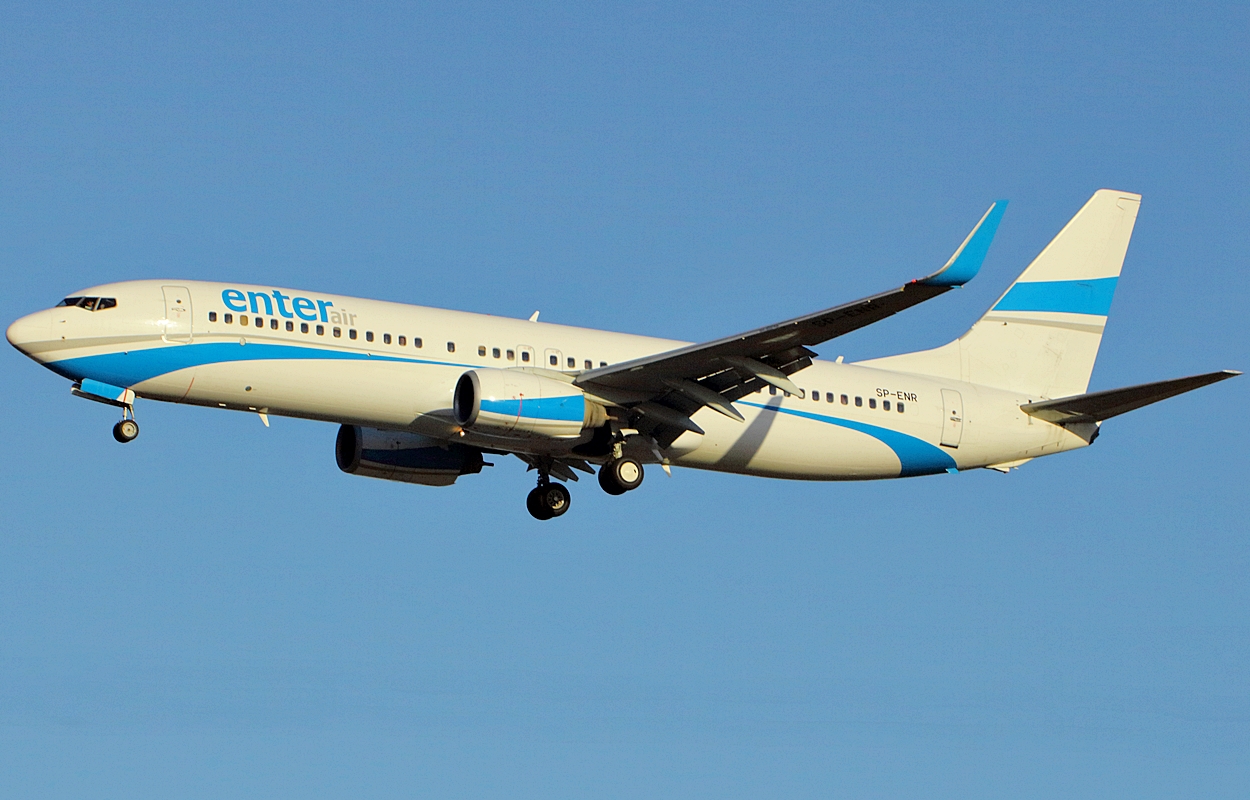 SP-ENR · Boeing 737-8Q8(WL) · (LPA / GCLP)