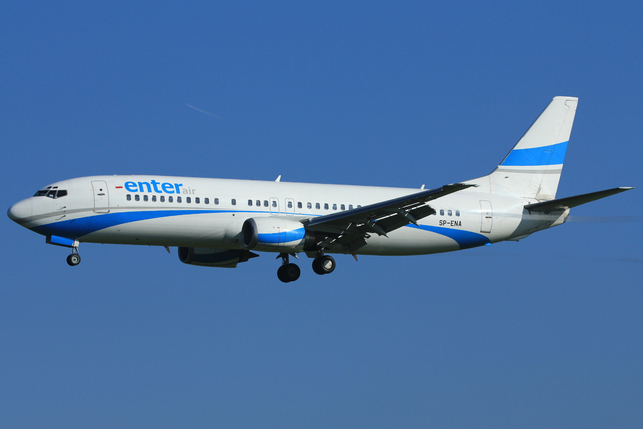 SP-ENA · Boeing 737-4Q8 · (SVG / ENZV)