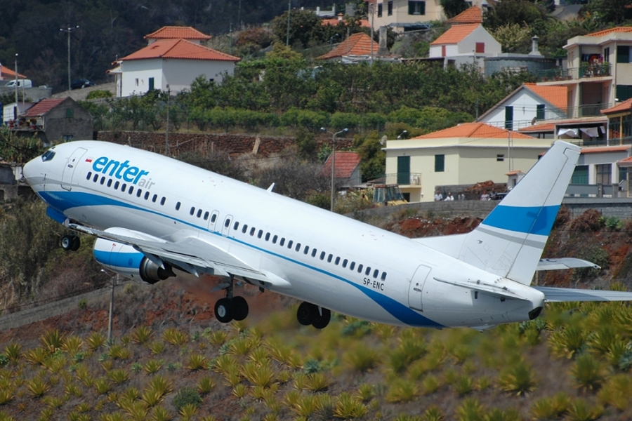 SP-ENC (025376) Boeing 737-4Q8