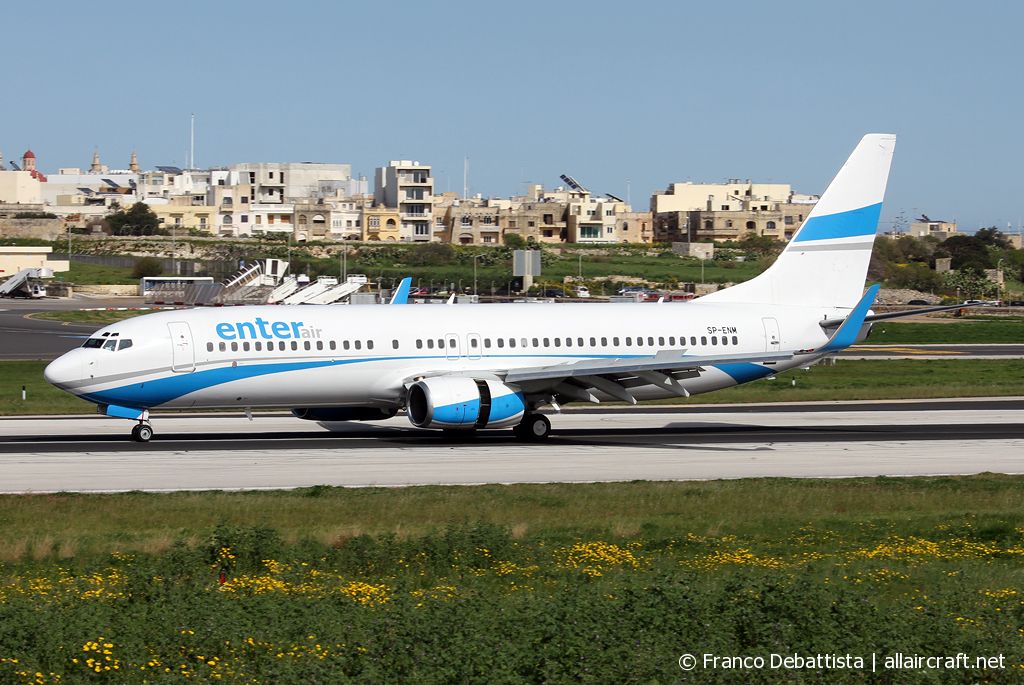 SP-ENM (32367) Boeing 737-8CX(WL)