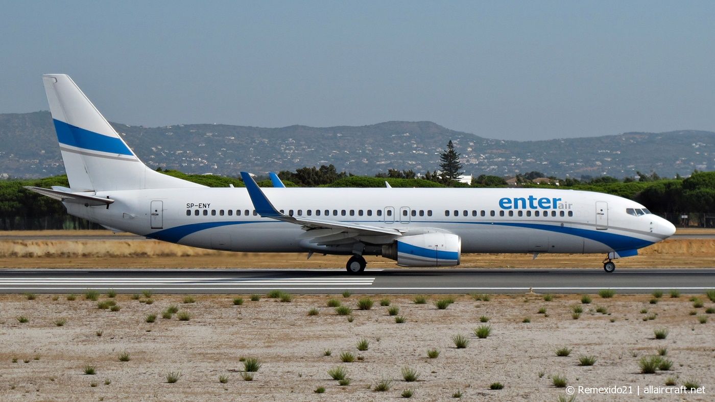 SP-ENY (28592) 1999 Boeing 737-85N(WL)