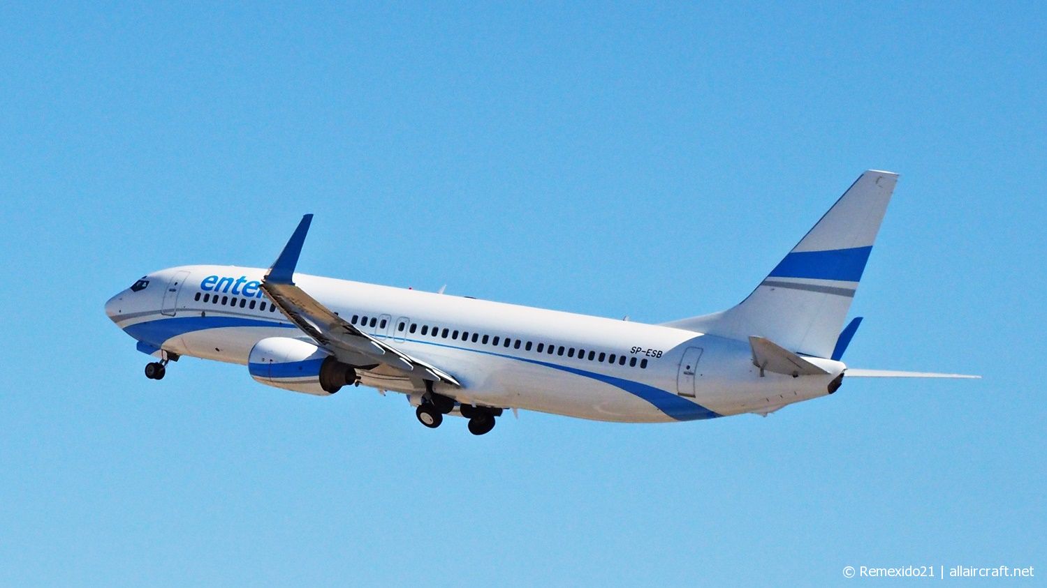 SP-ESB (30692) 2003 Boeing 737-8Q8(WL)