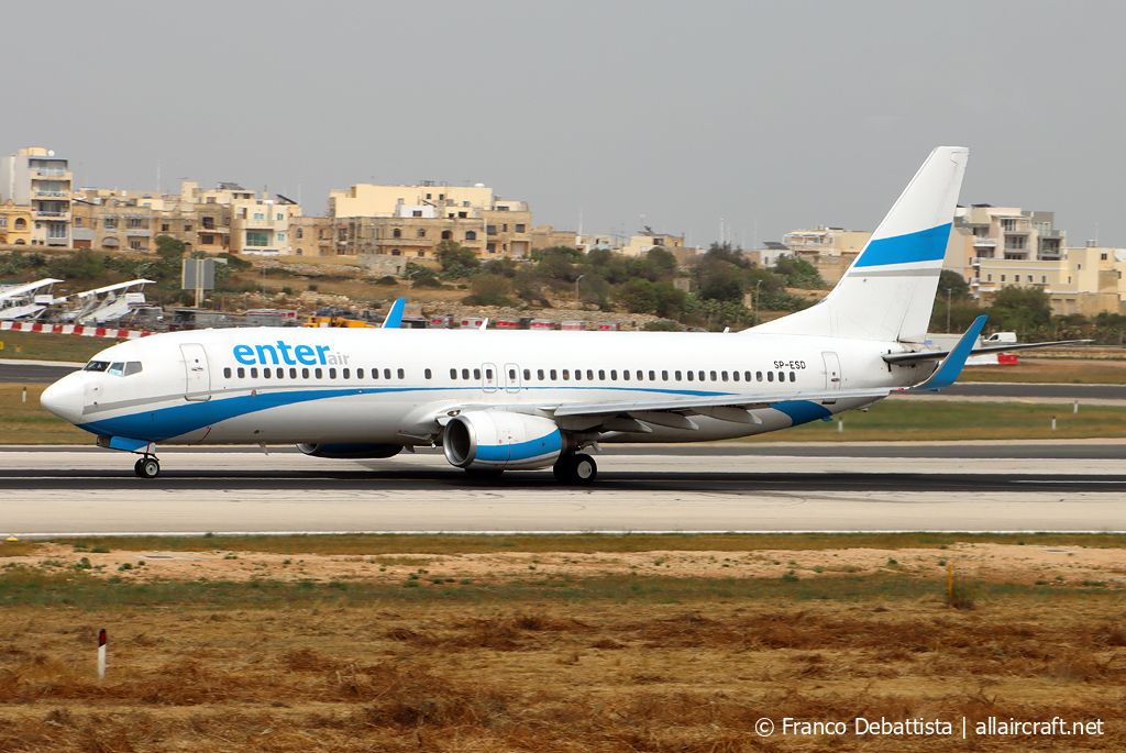 SP-ESD · Boeing 737-8AS(WL) · (MLA / LMML)