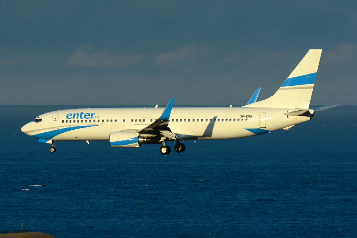 SP-ENU (30675) Boeing 737-83N(WL)