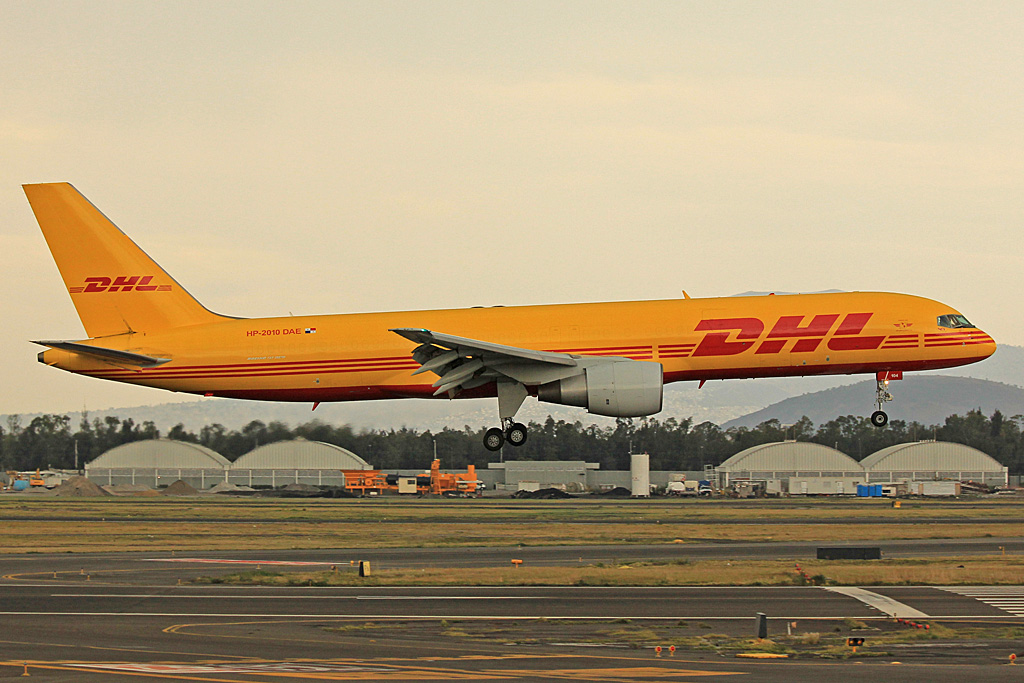 HP-2010DAE (26910) Boeing 757-27A
