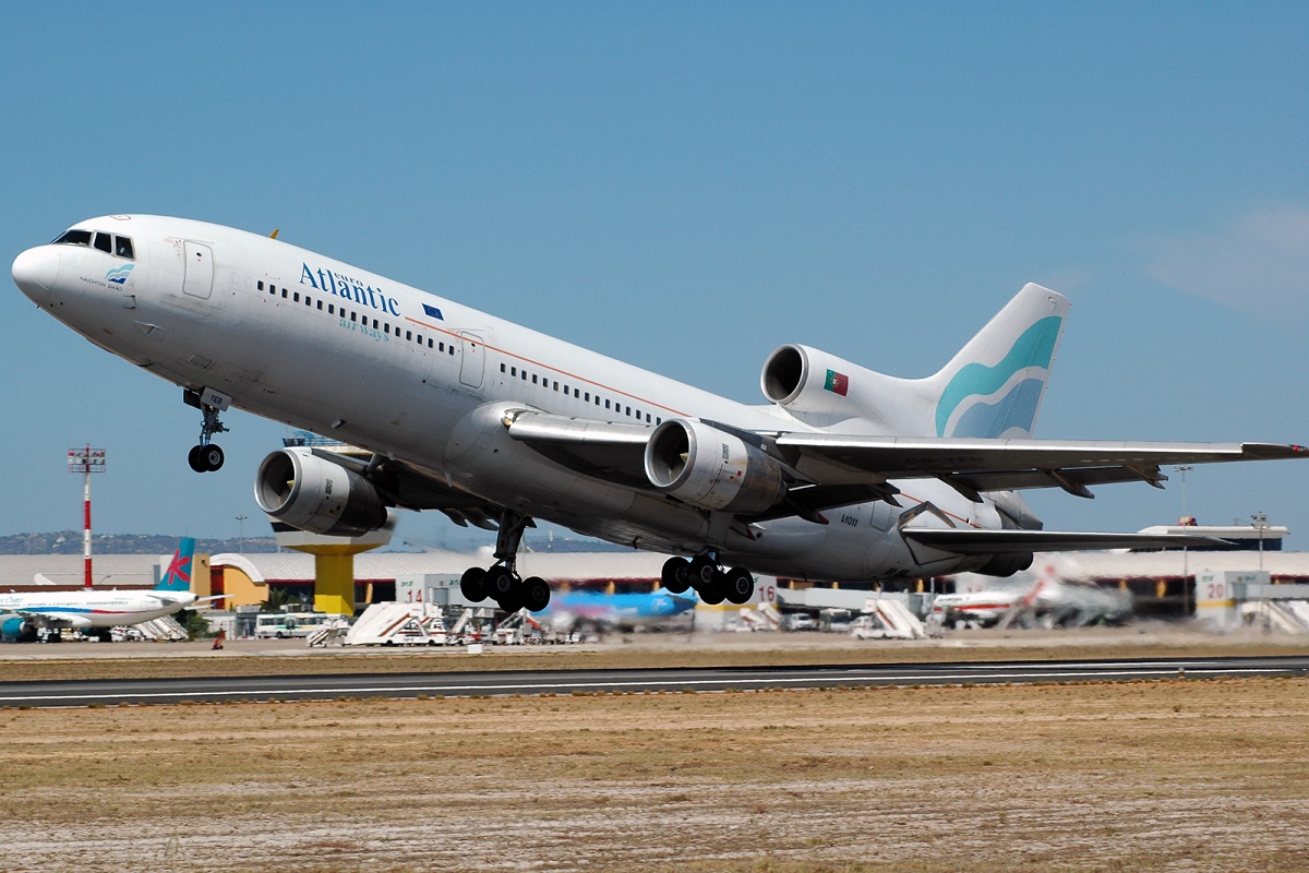 CS-TEB · Lockheed L-1011-500 Tristar · (FAO / LPFR)