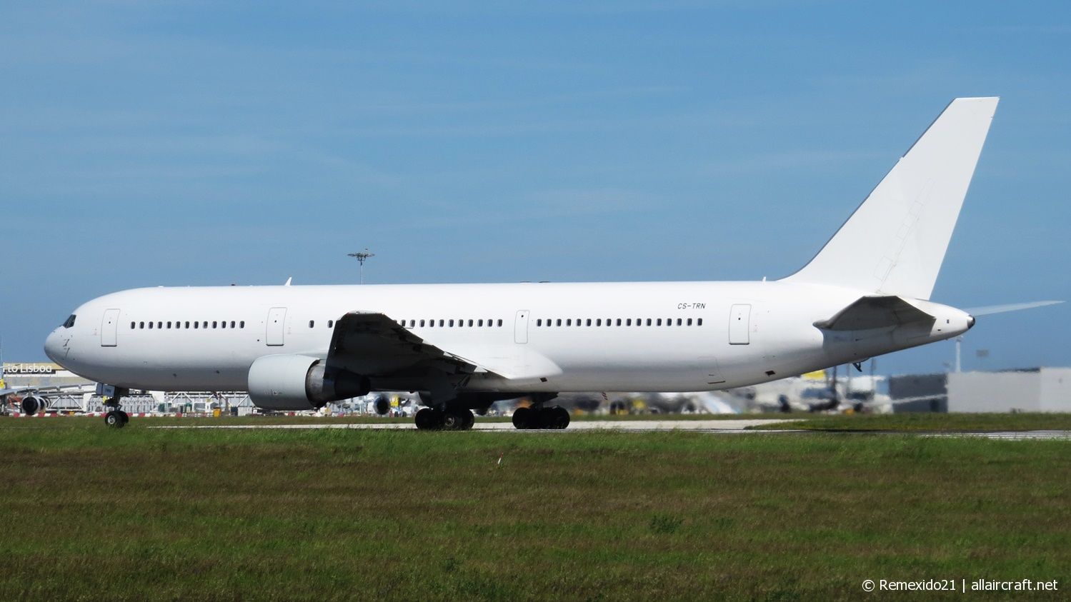 CS-TRN · Boeing 767-33A/ER · (LIS / LPPT)