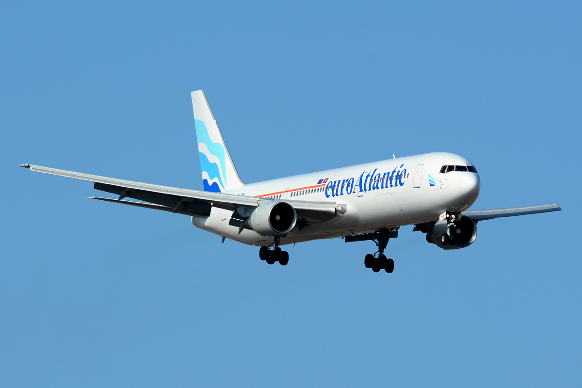 CS-TRN · Boeing 767-33A/ER · (LPA / GCLP)