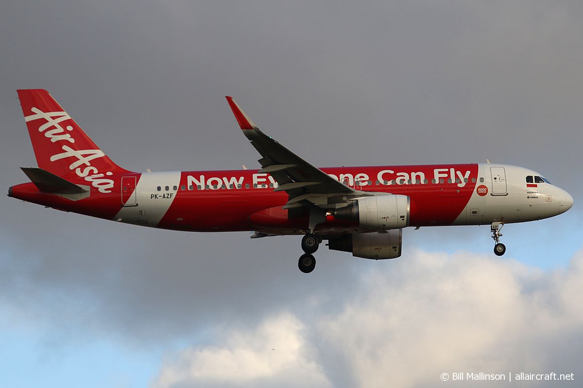 PK-AZF · Airbus A320-216 · (PER / YPPH)