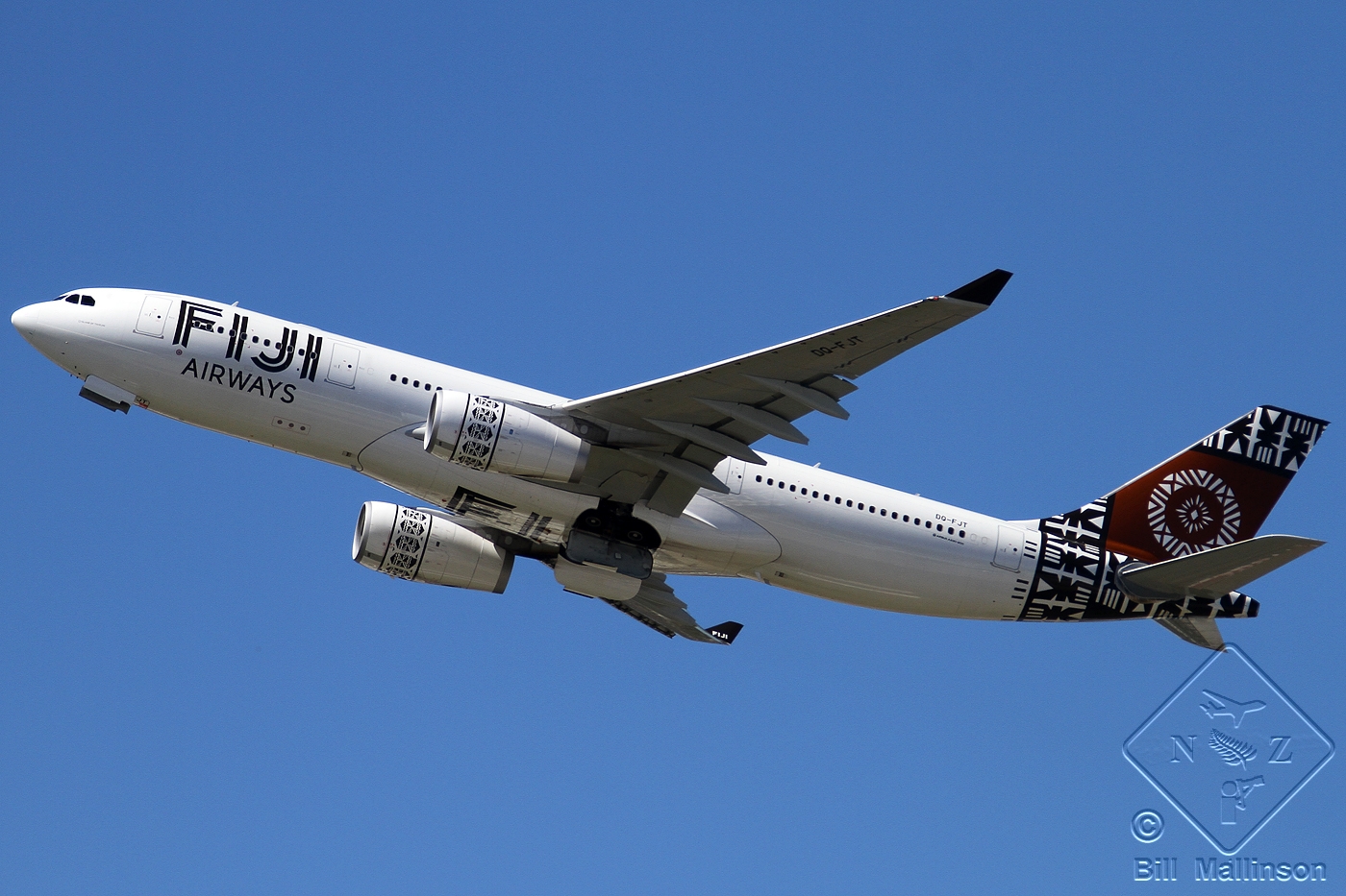 DQ-FJT · Airbus A330-243 · (SYD / YSSY)