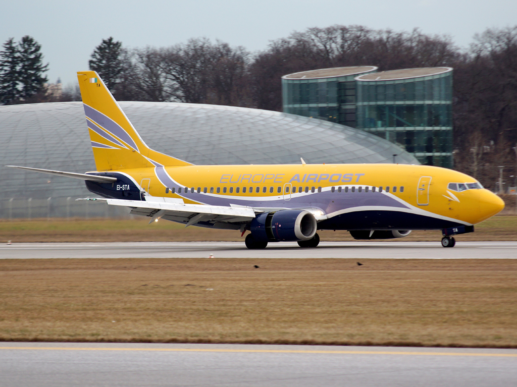 EI-STA · Boeing 737-31S · (SZG / LOWS)