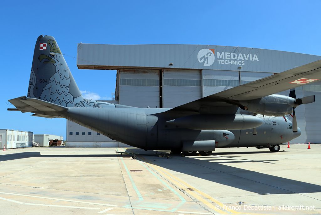 1504 (382-4415) 1970 Lockheed C-130E Hercules
