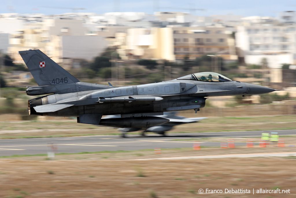 4046 (JC-7) Lockheed Martin F-16CJ Fighting Falcon