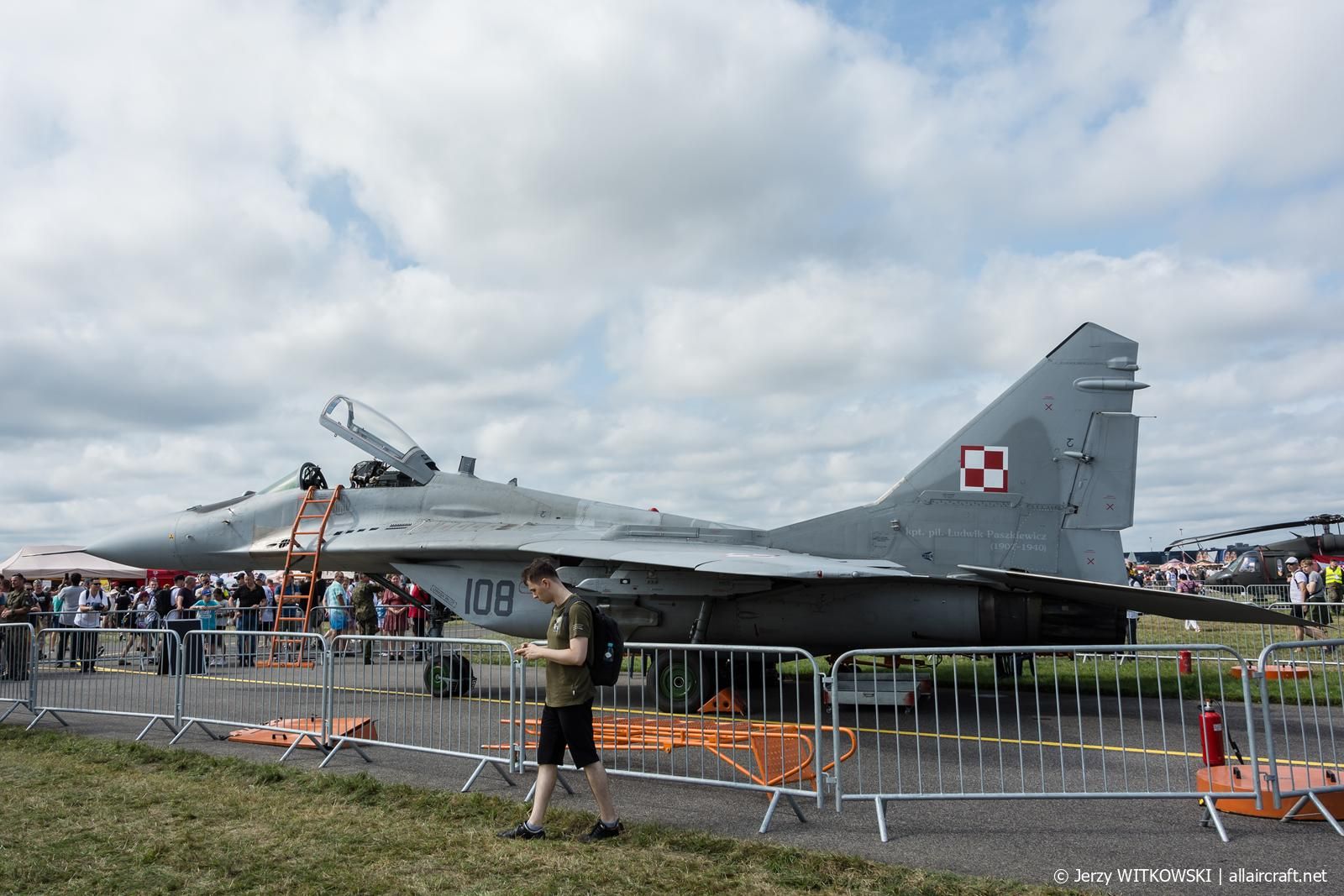 108 (2960535108) Mikoyan-Gurevich MiG-29A