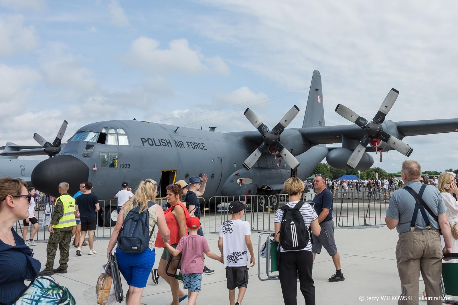 1503 · Lockheed C-130E Hercules · (RDO / EPRA)