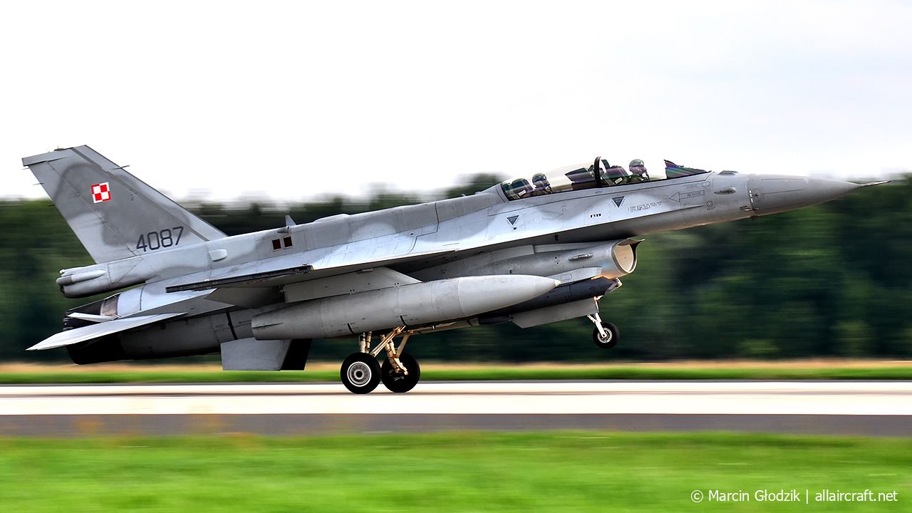 4087 (JD-12) 2003 Lockheed Martin F-16D