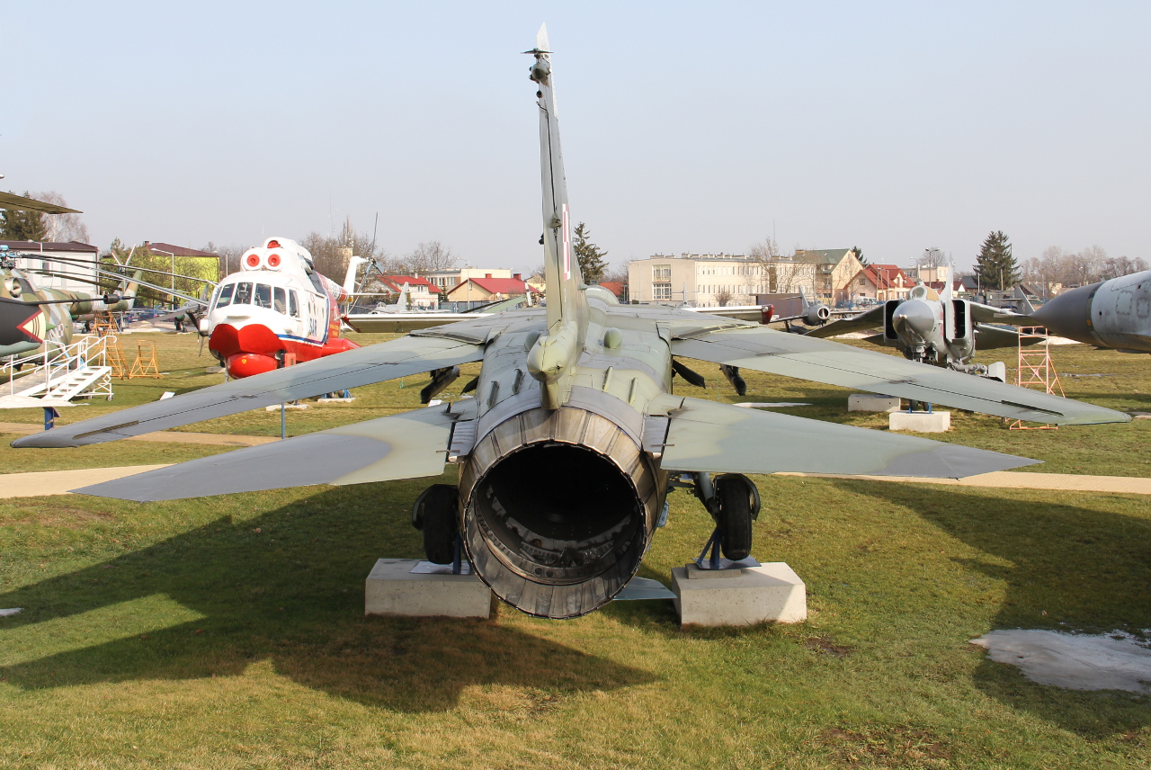 139 · Mikoyan-Gurevich MiG-23MF · (EPDE)