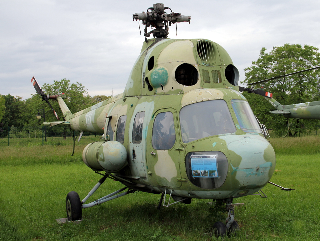 2121 · Mil (PZL-Swidnik) Mi-2FM · (EPKC)