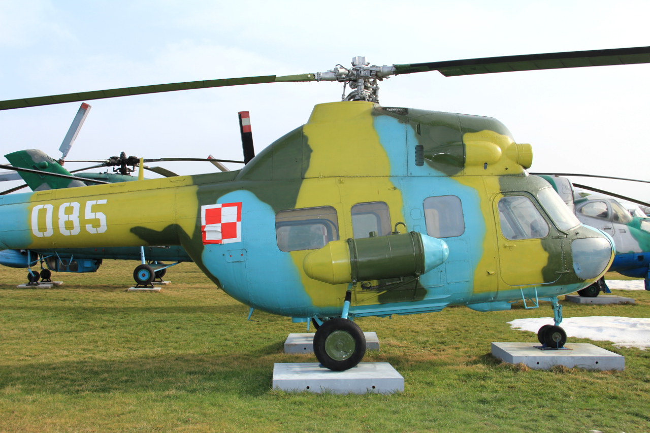 085, (cn 541628100), Mil (PZL-Swidnik) Mi-2