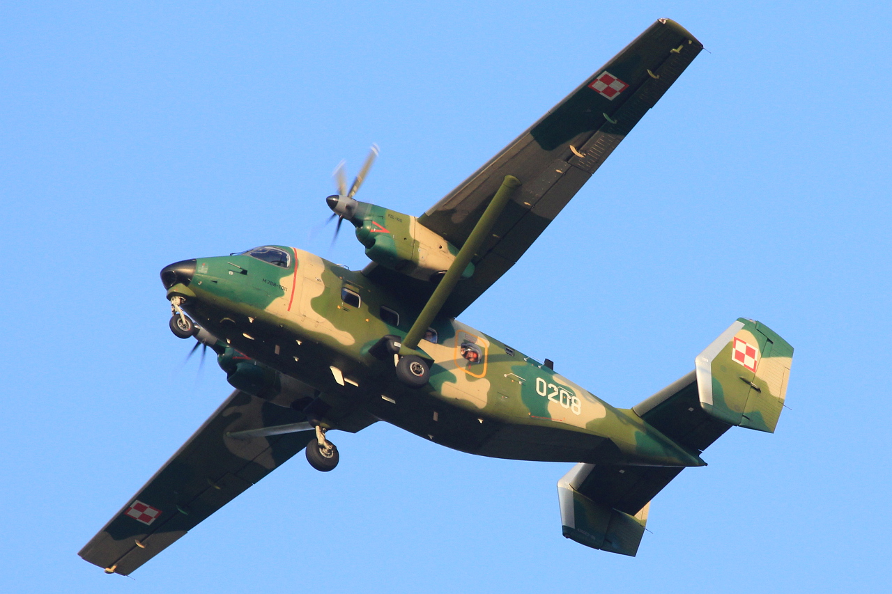 0208 · PZL-Mielec M-28B1TD · (WAW / EPWA)