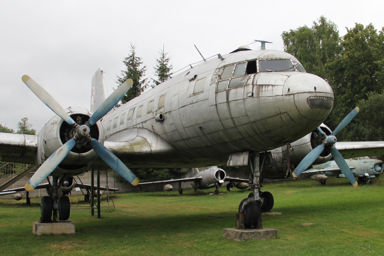 3054 · Ilyushin (VEB) Il-14P · -