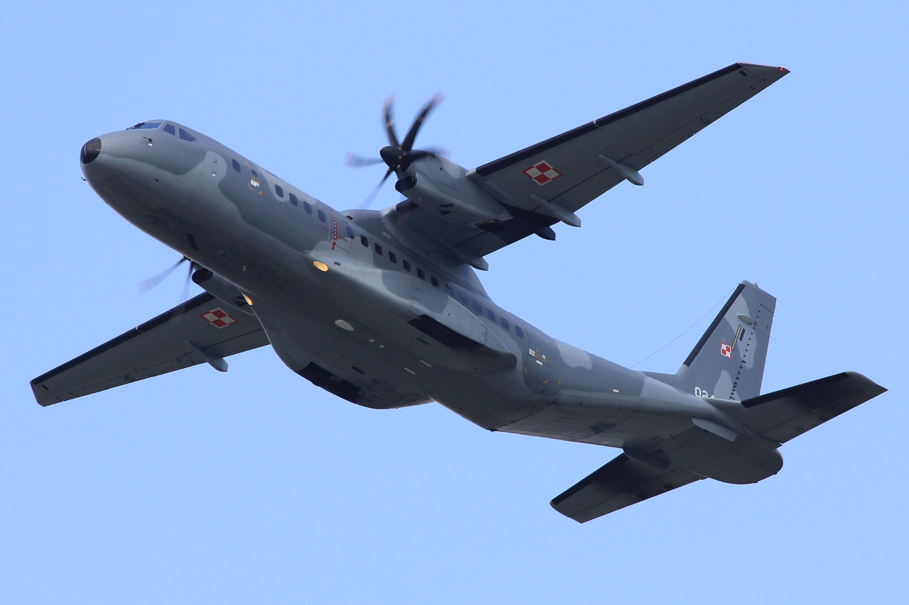 024 · CASA C-295M · (KRK / EPKK)