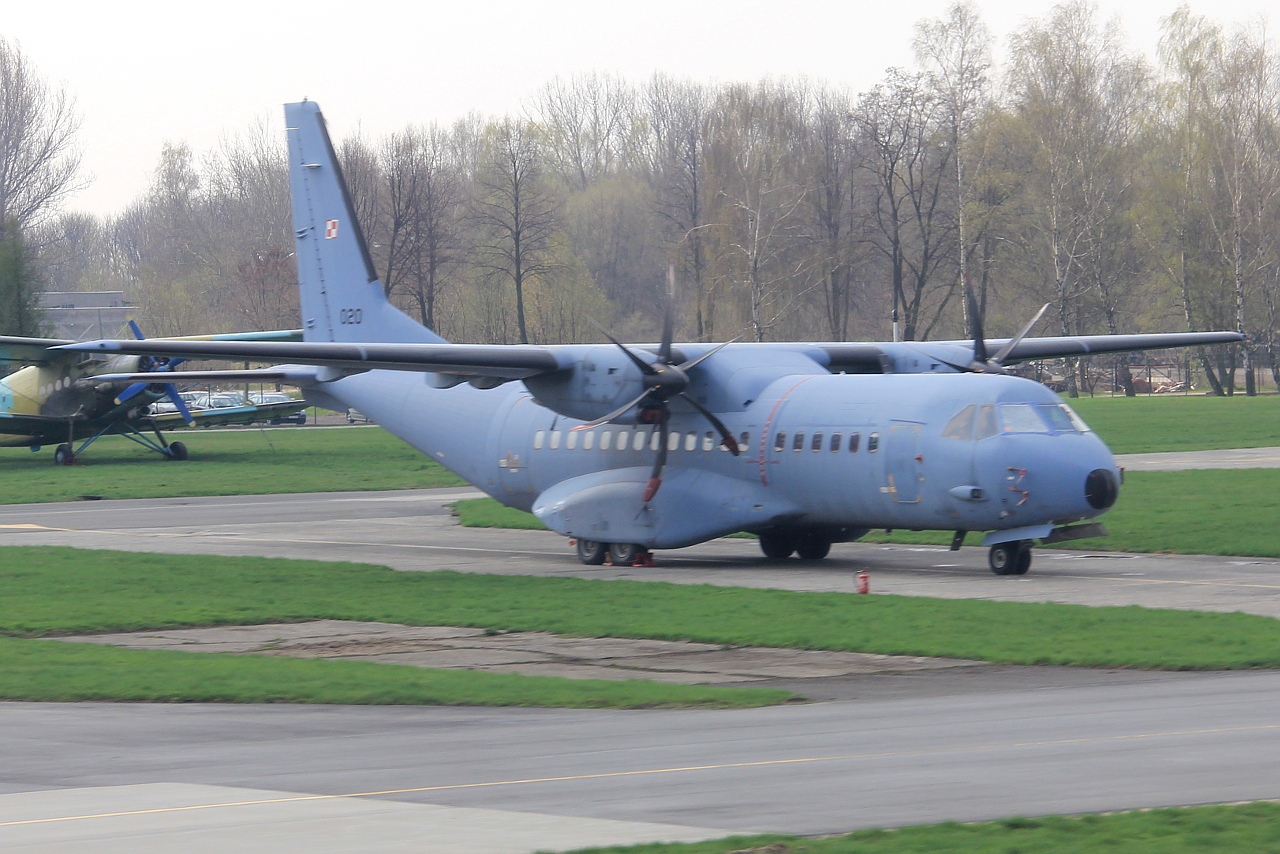 020 · CASA C-295M · (KRK / EPKK)