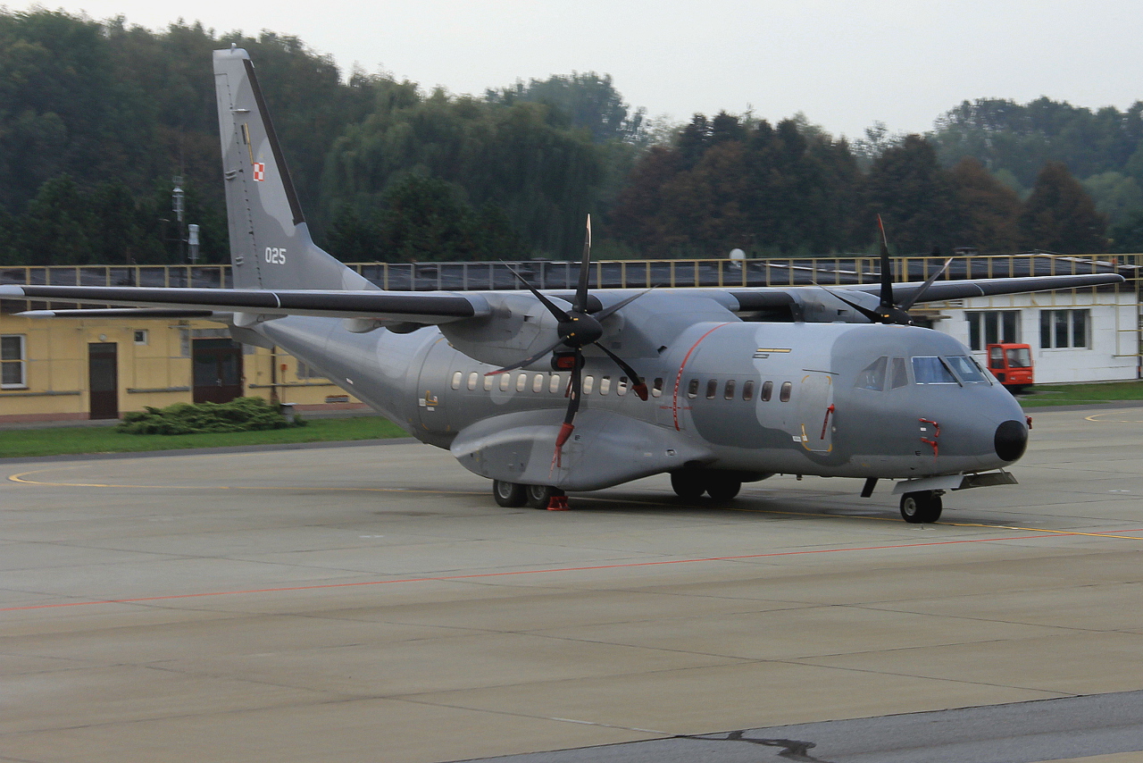 025 ( S-025 ) 2006 CASA C-295M