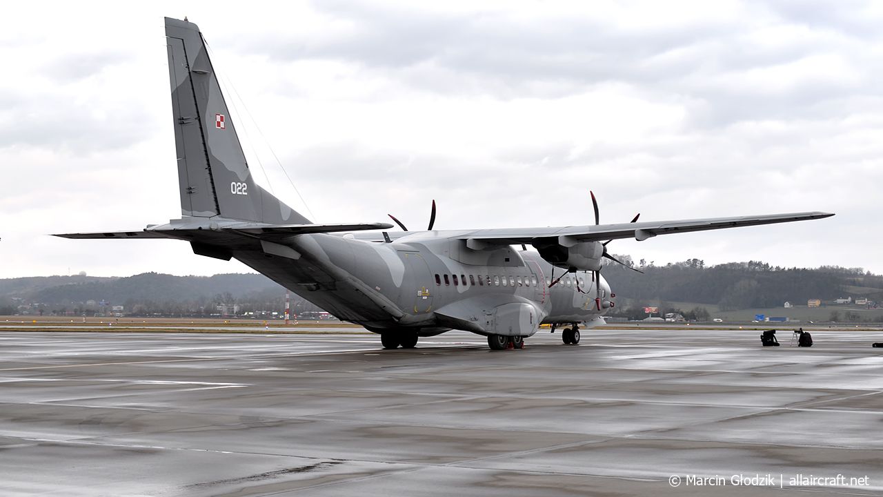 022 (S-053) 2008 CASA C-295M