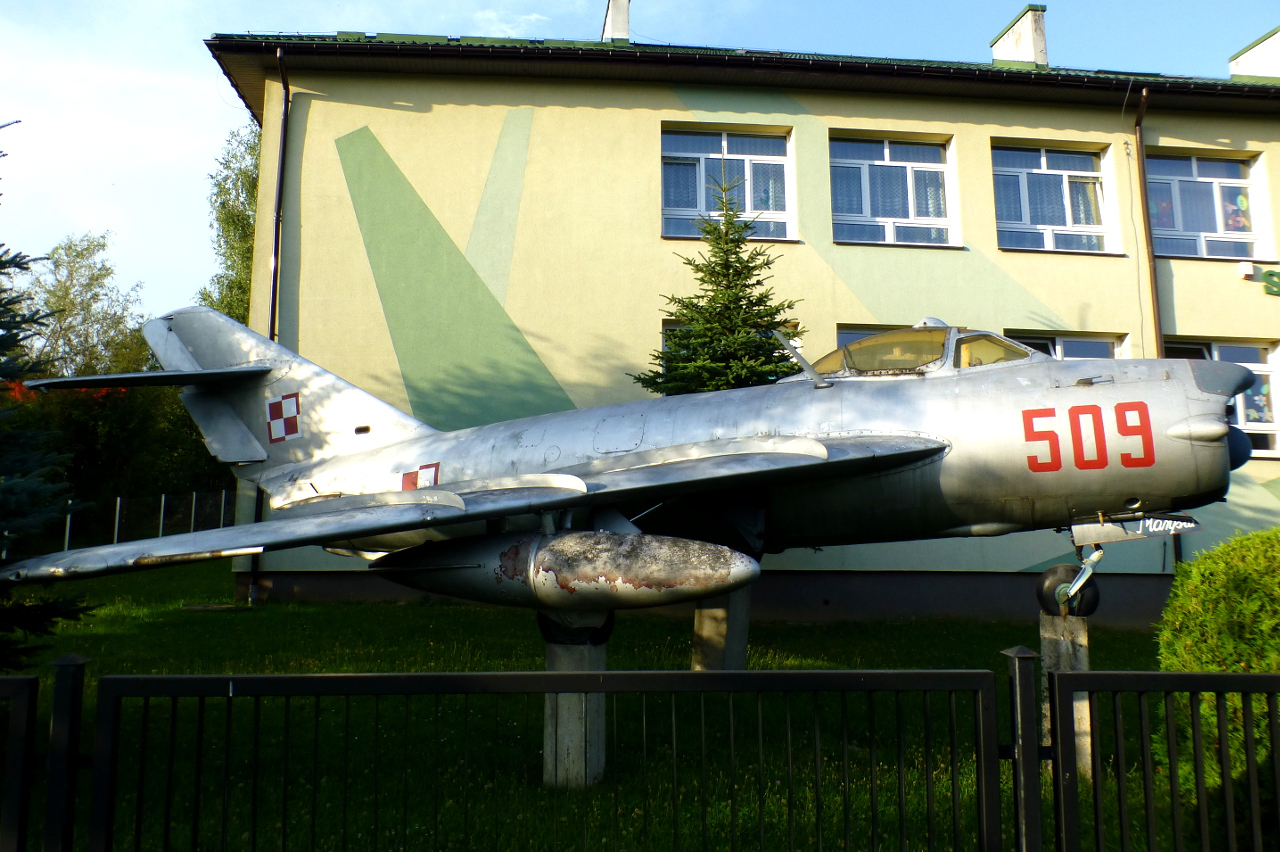 509 PZL-Mielec Lim-5P