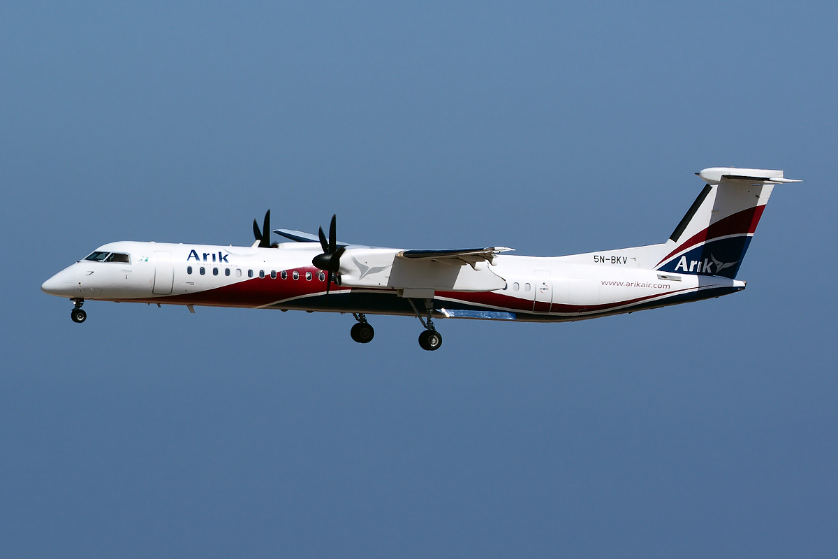 5N-BKV (cn 4270) Dash 8-Q402