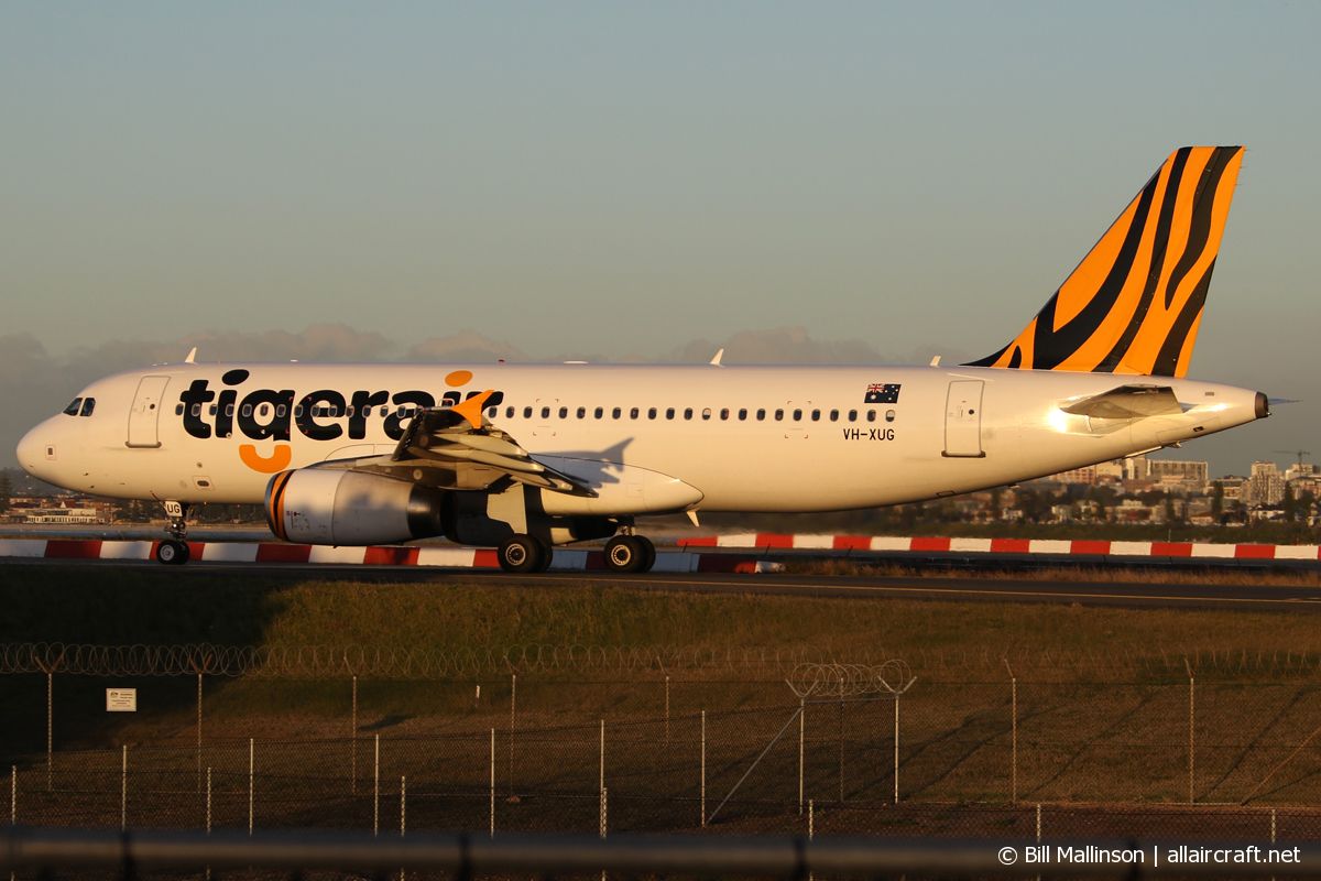 VH-XUG · Airbus A320-232 · (SYD / YSSY)