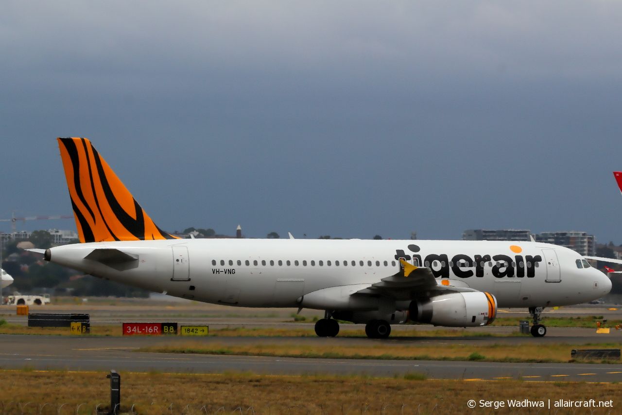 VH-VNG · Airbus A320-232 · (SYD / YSSY)