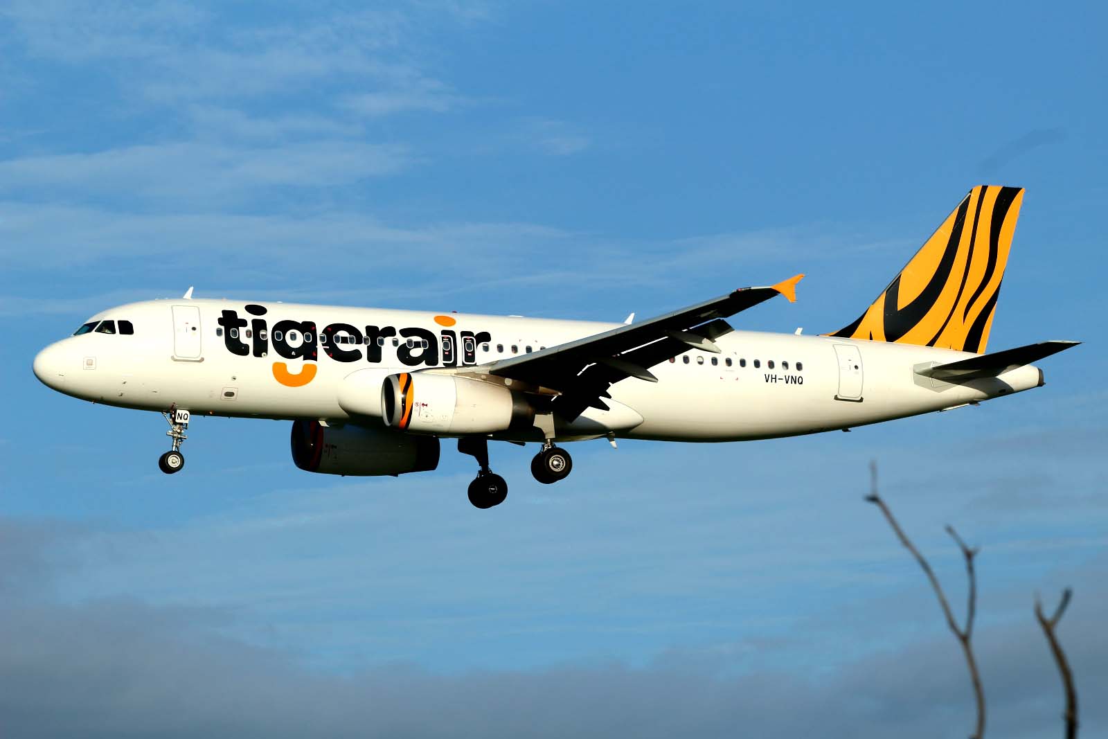 VH-VNQ · Airbus A320-232 · (SYD / YSSY)