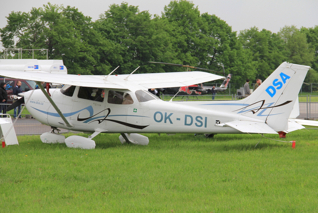 OK-DSI (172S10704) Cessna 172S Skyhawk