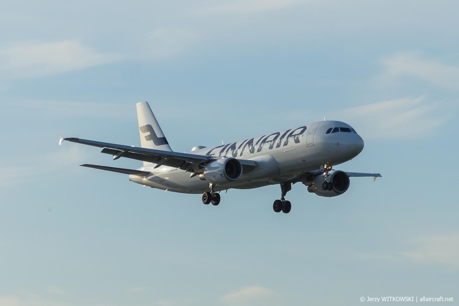 OH-LXI (1989) 2003 Airbus A320-214