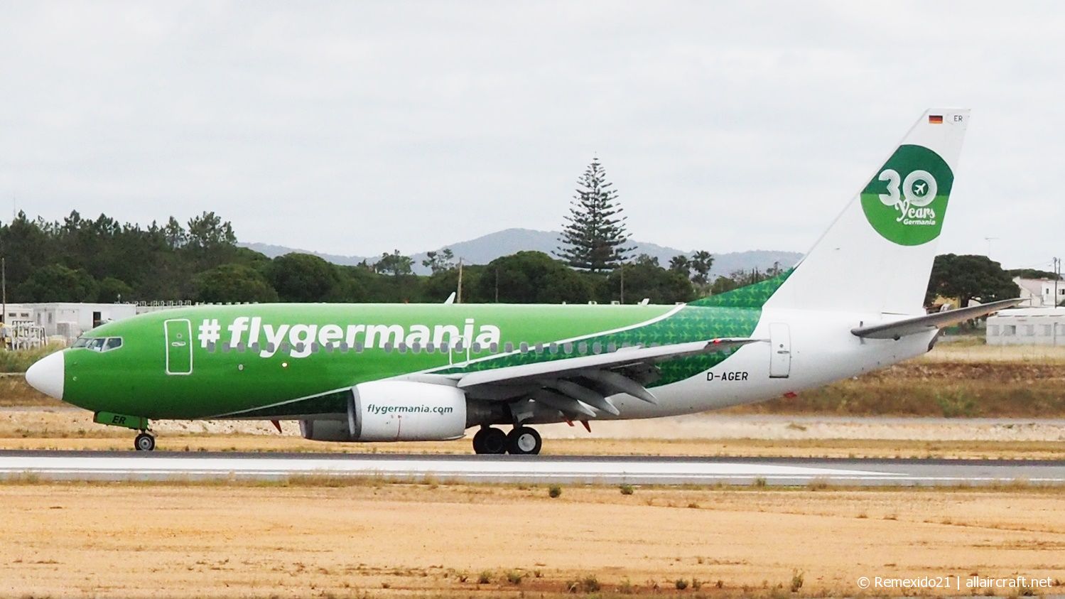 D-AGER · Boeing 737-75B · (FAO / LPFR)