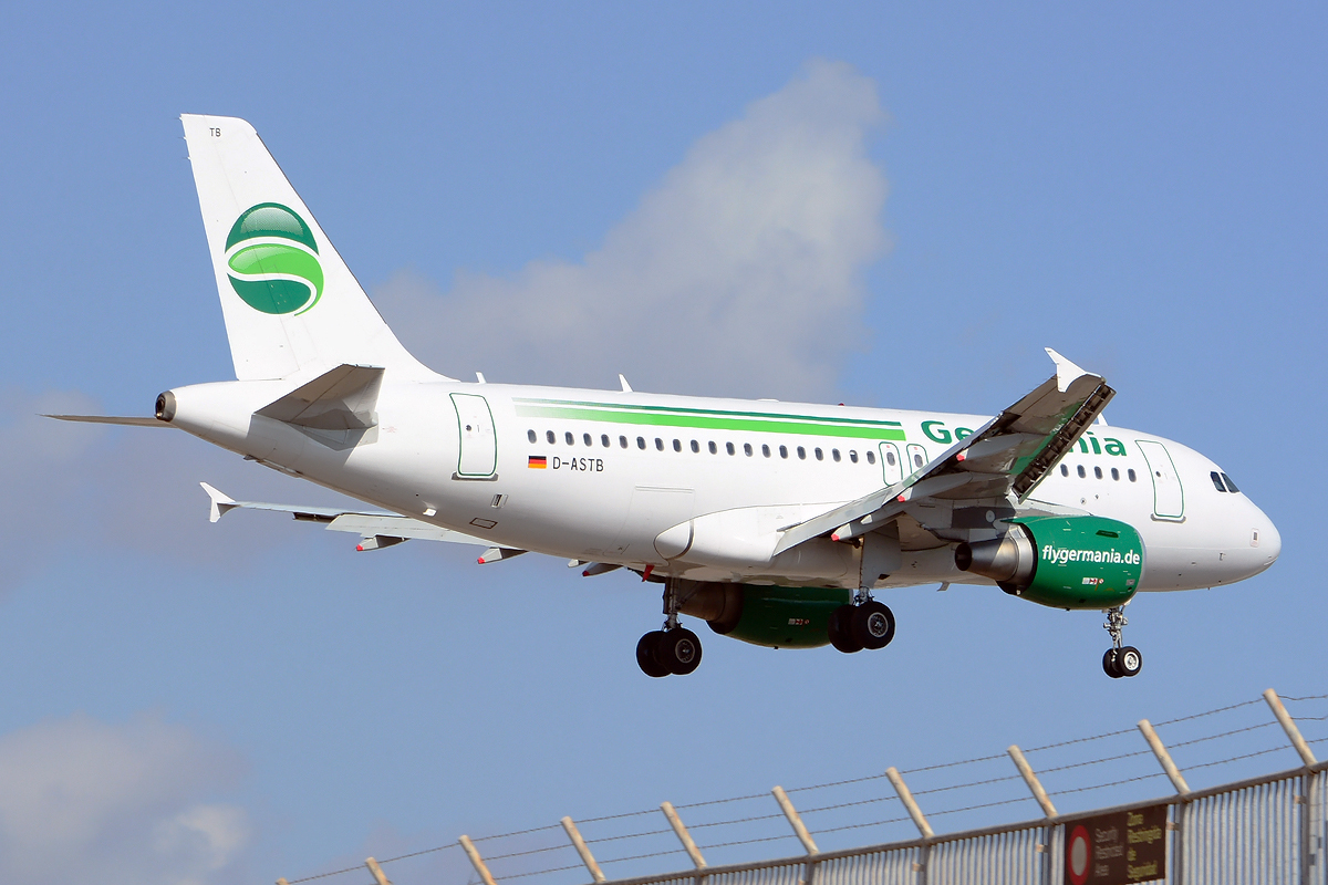 D-ASTB · Airbus A319-112 · (LPA / GCLP)