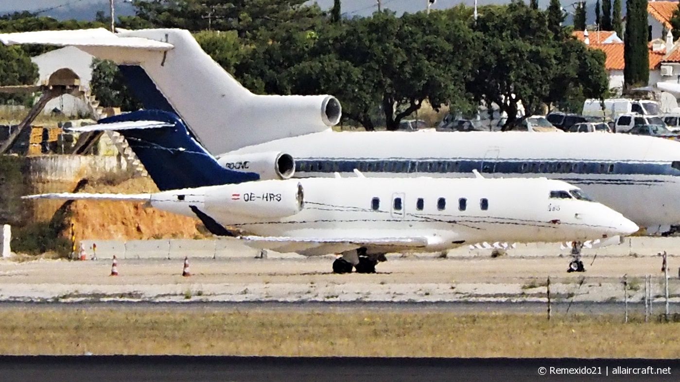 OE-HRS · Bombardier BD-100-1A10 Challenger 350 · (FAO / LPFR)