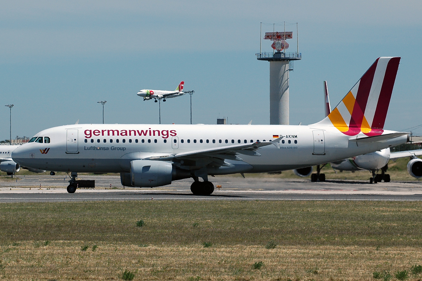 D-AKNM · Airbus A319-112 · (LIS / LPPT)
