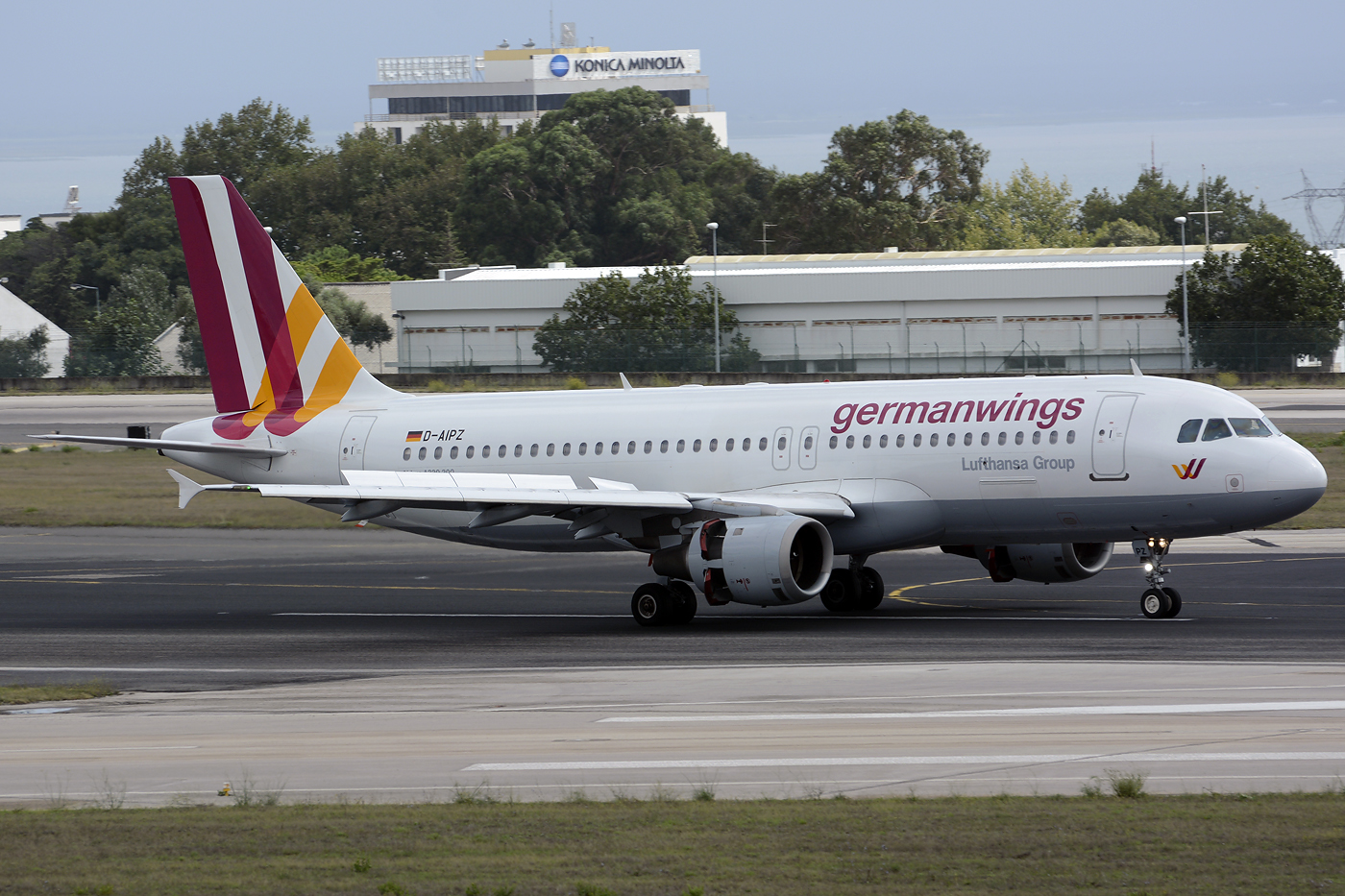 D-AIPZ · Airbus A320-211 · (LIS / LPPT)
