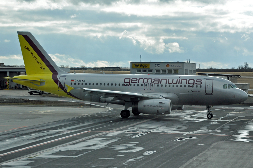 D-AGWB (cn 2833) Airbus A319-132