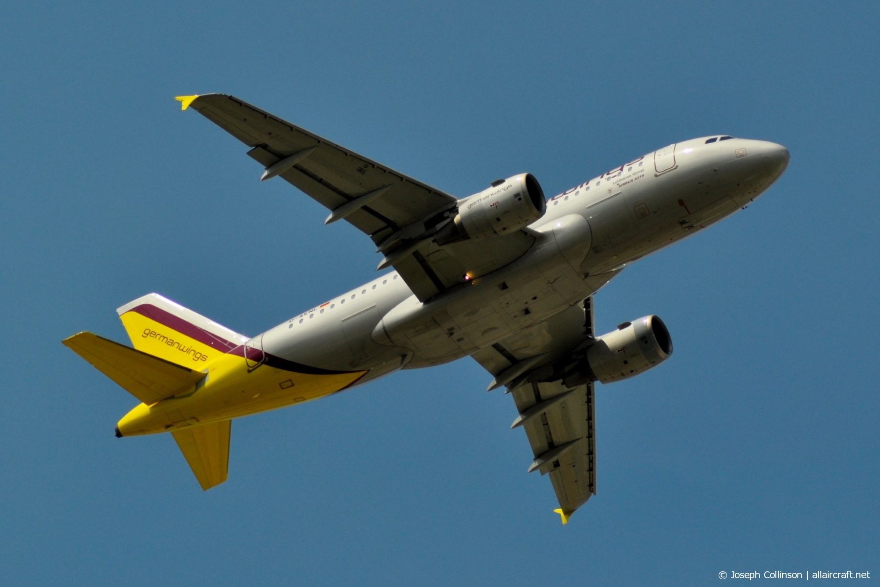 D-AKNL · Airbus A319-112 · (LHR / EGLL)