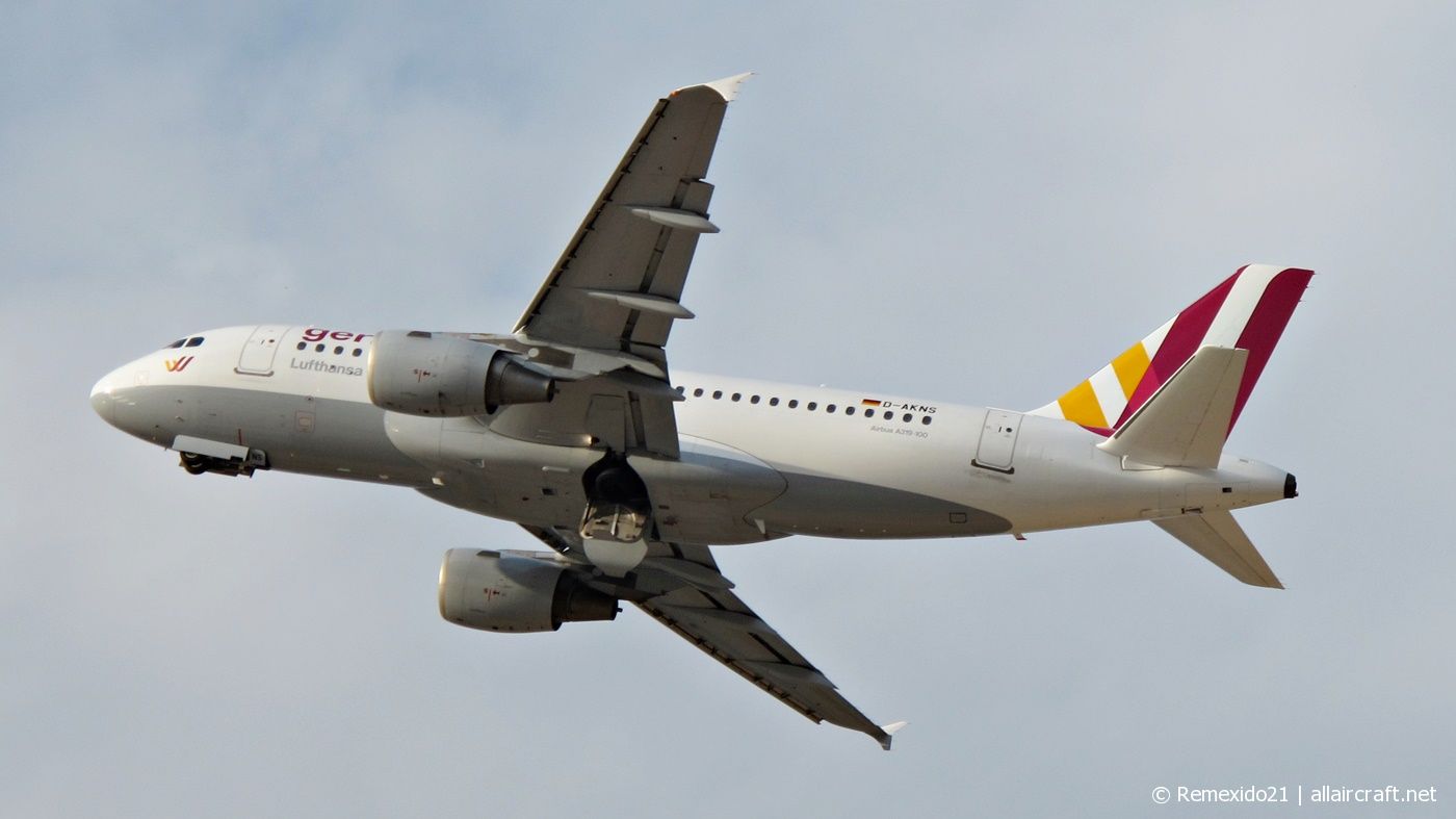 D-AKNS · Airbus A319-112 · (FAO / LPFR)