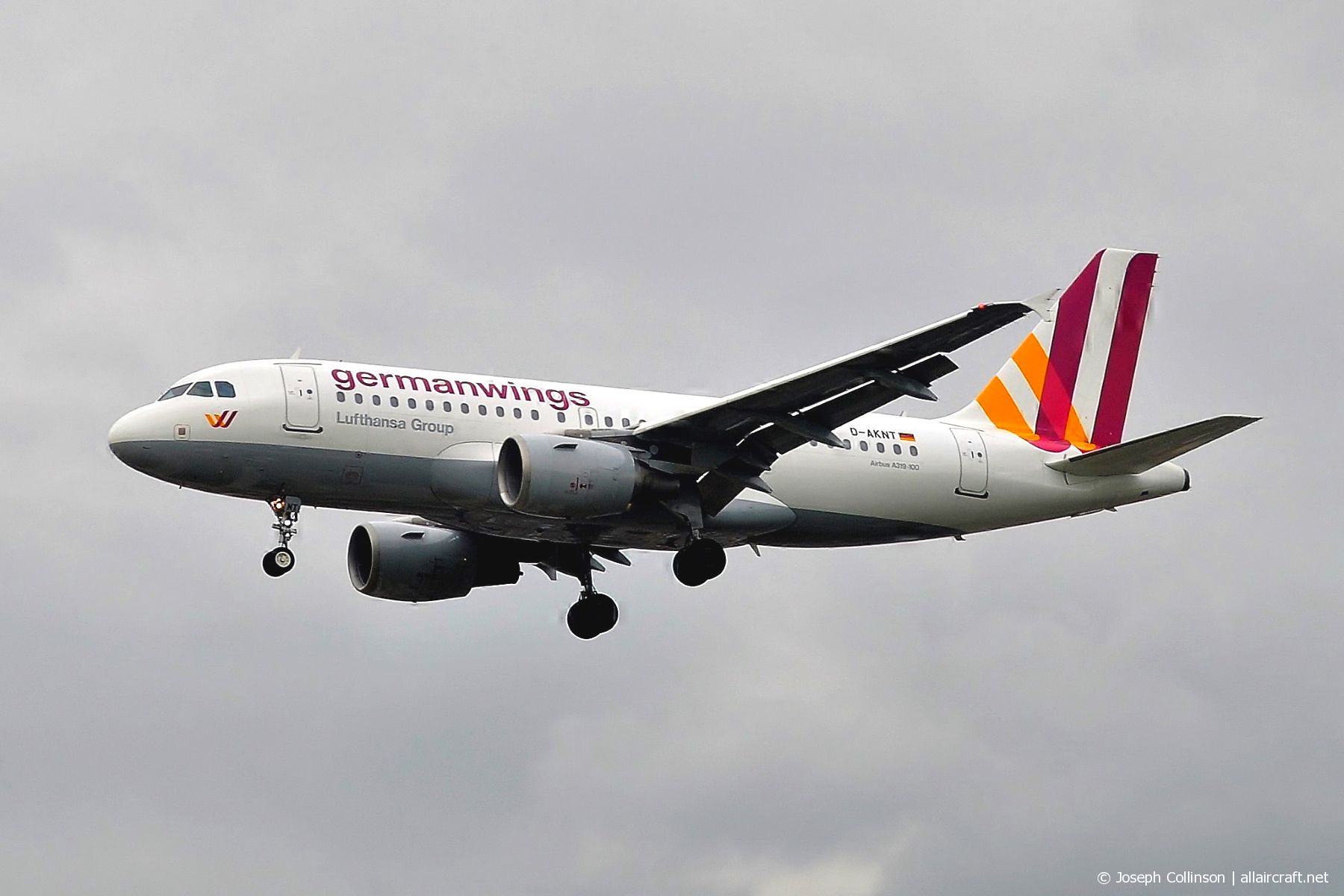 D-AKNT · Airbus A319-112 · (LHR / EGLL)