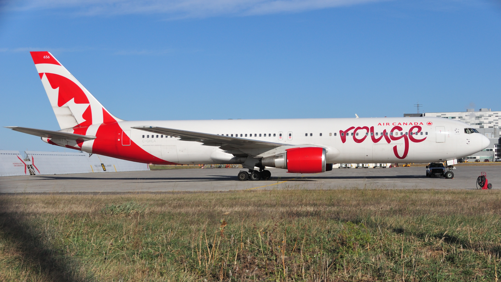 C-GHLA (26387) 1992 Boeing 767-35H(ER)