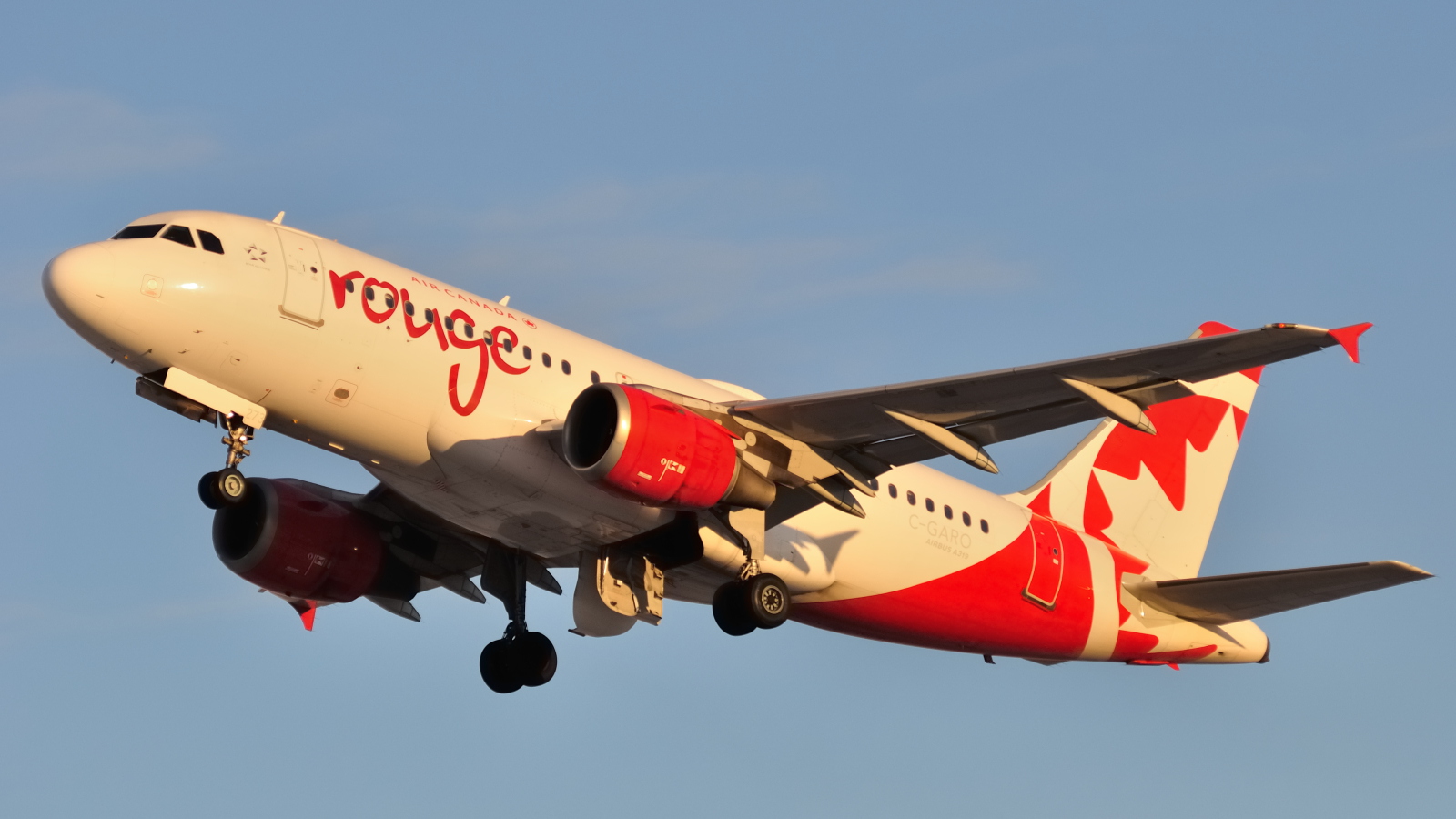 C-GARO · Airbus A319-114 · (YUL / CYUL)