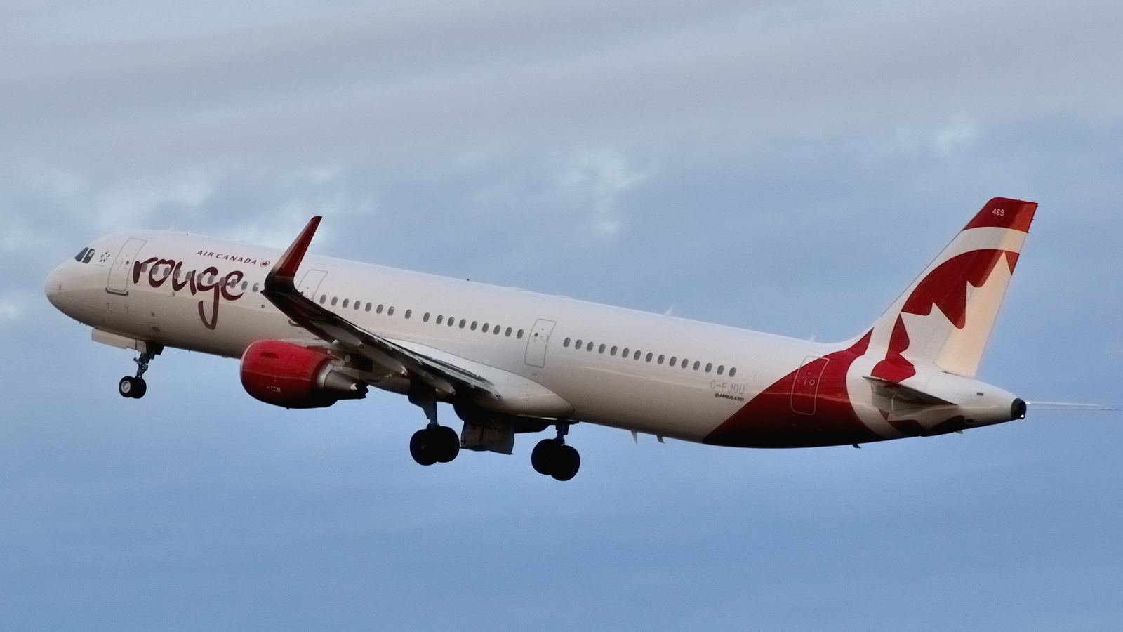 C-FJOU, (cn 6873), Airbus A321-211