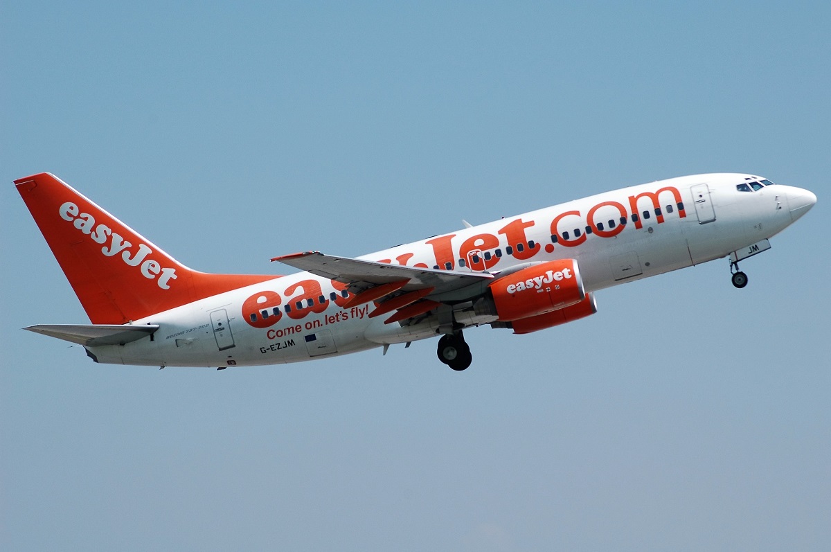 G-EZJM (30248) 2002 Boeing 737-73V