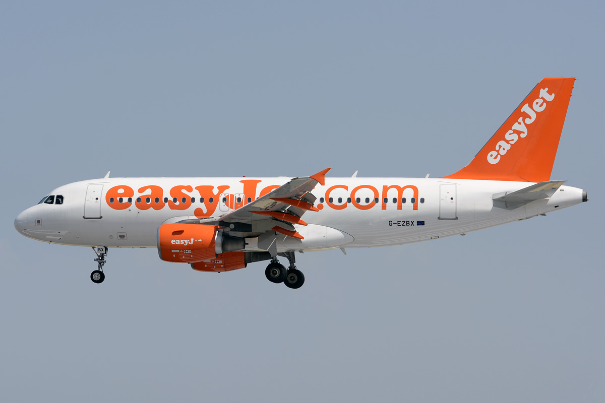 G-EZBX (3137) 2007 Airbus A319-111